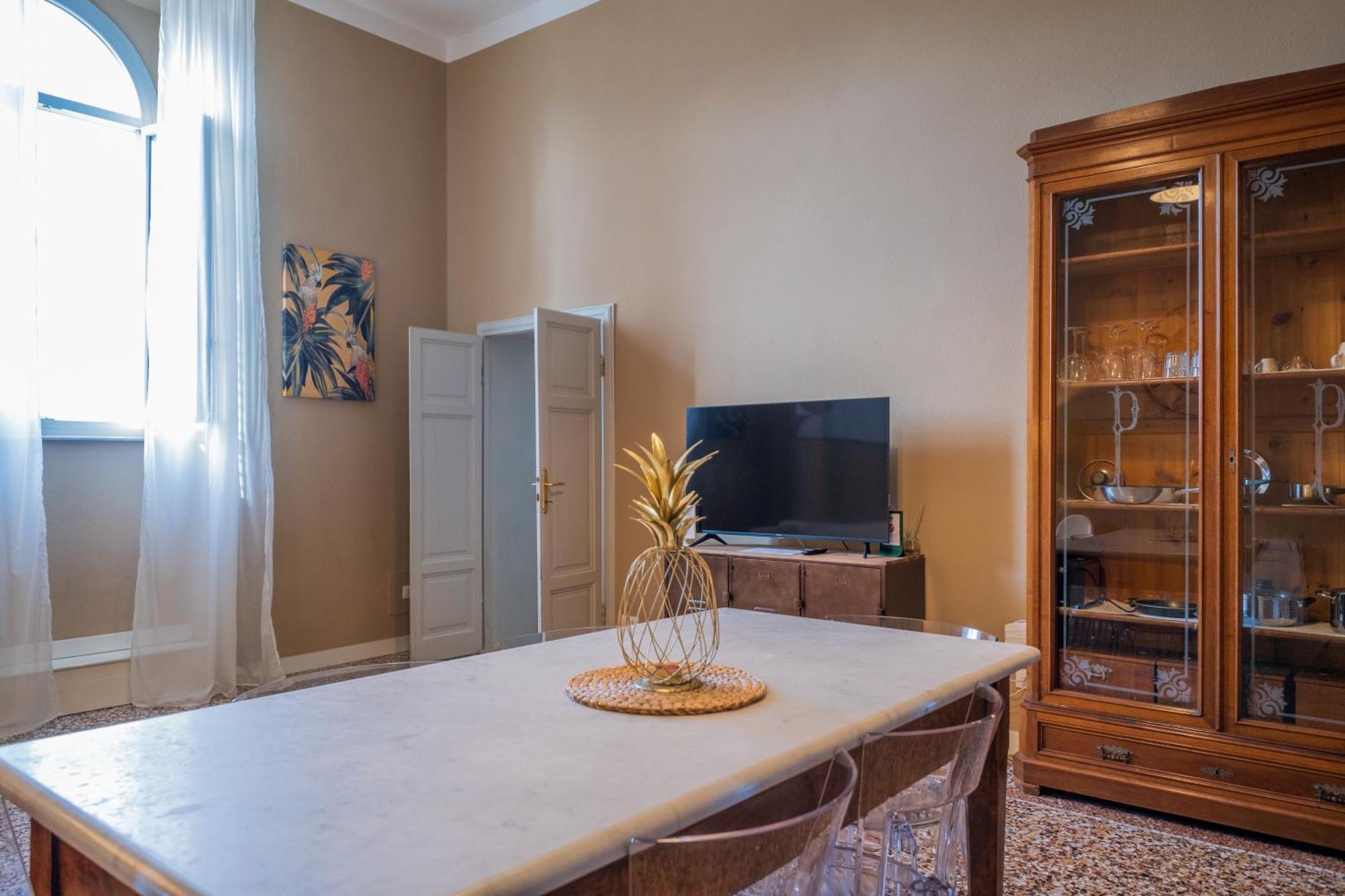 Lungarno Buozzi 7 Apartments Пиза Екстериор снимка